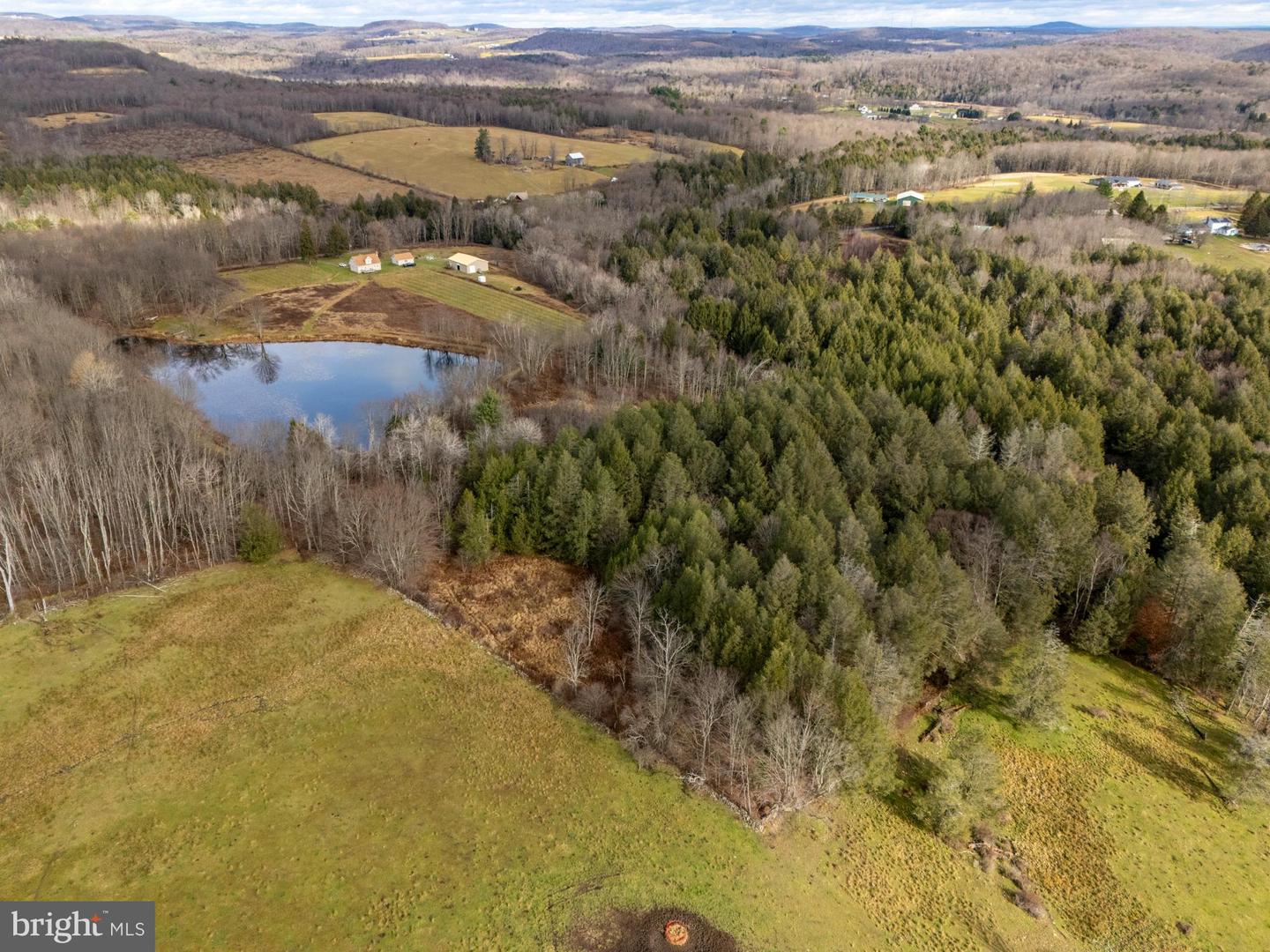 Waymart, Pennsylvania, 18472, United States, 4 Bedrooms Bedrooms, ,2 BathroomsBathrooms,Residential,Active,2007156