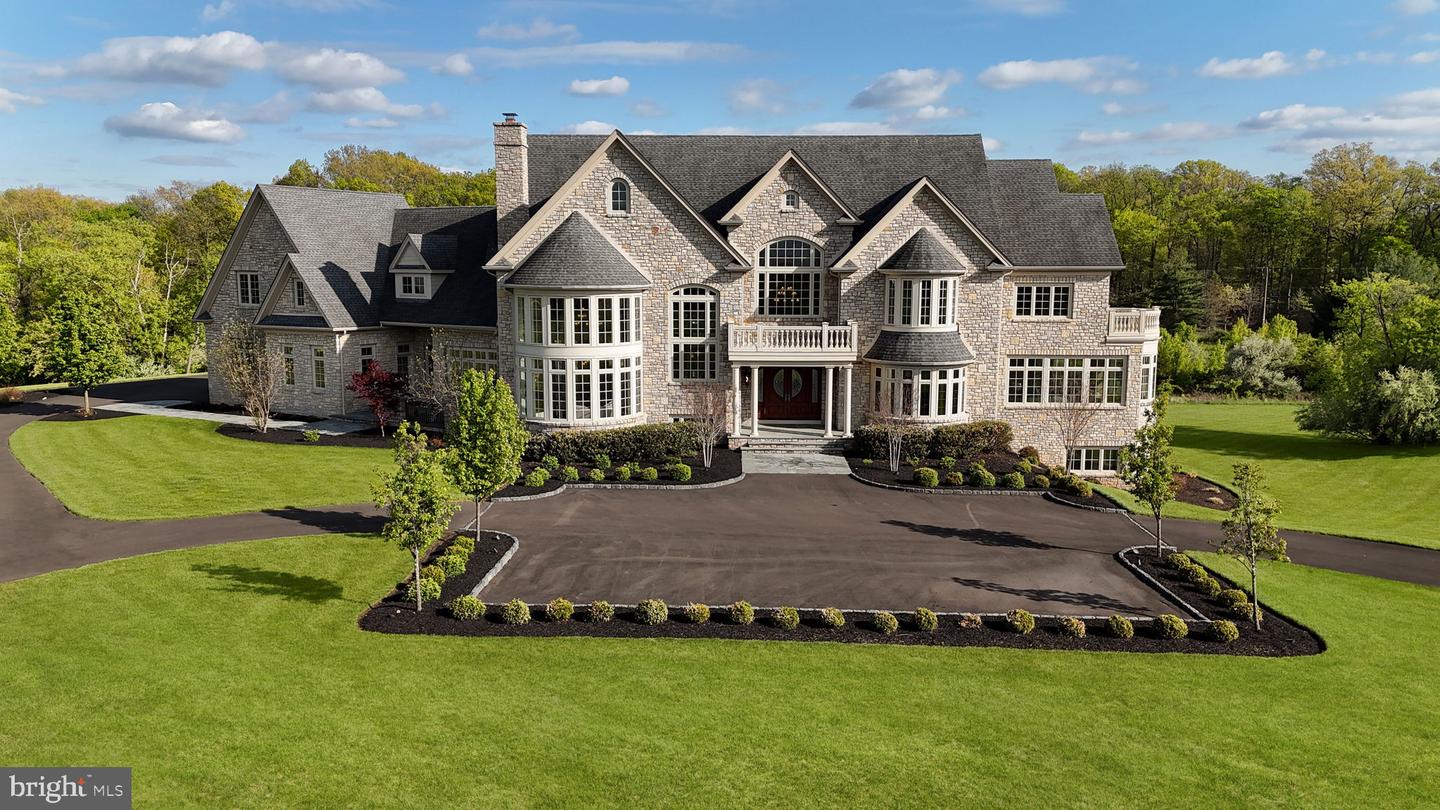 Perched at the pinnacle of an exclusive Upper Makefield Township encla – image 133