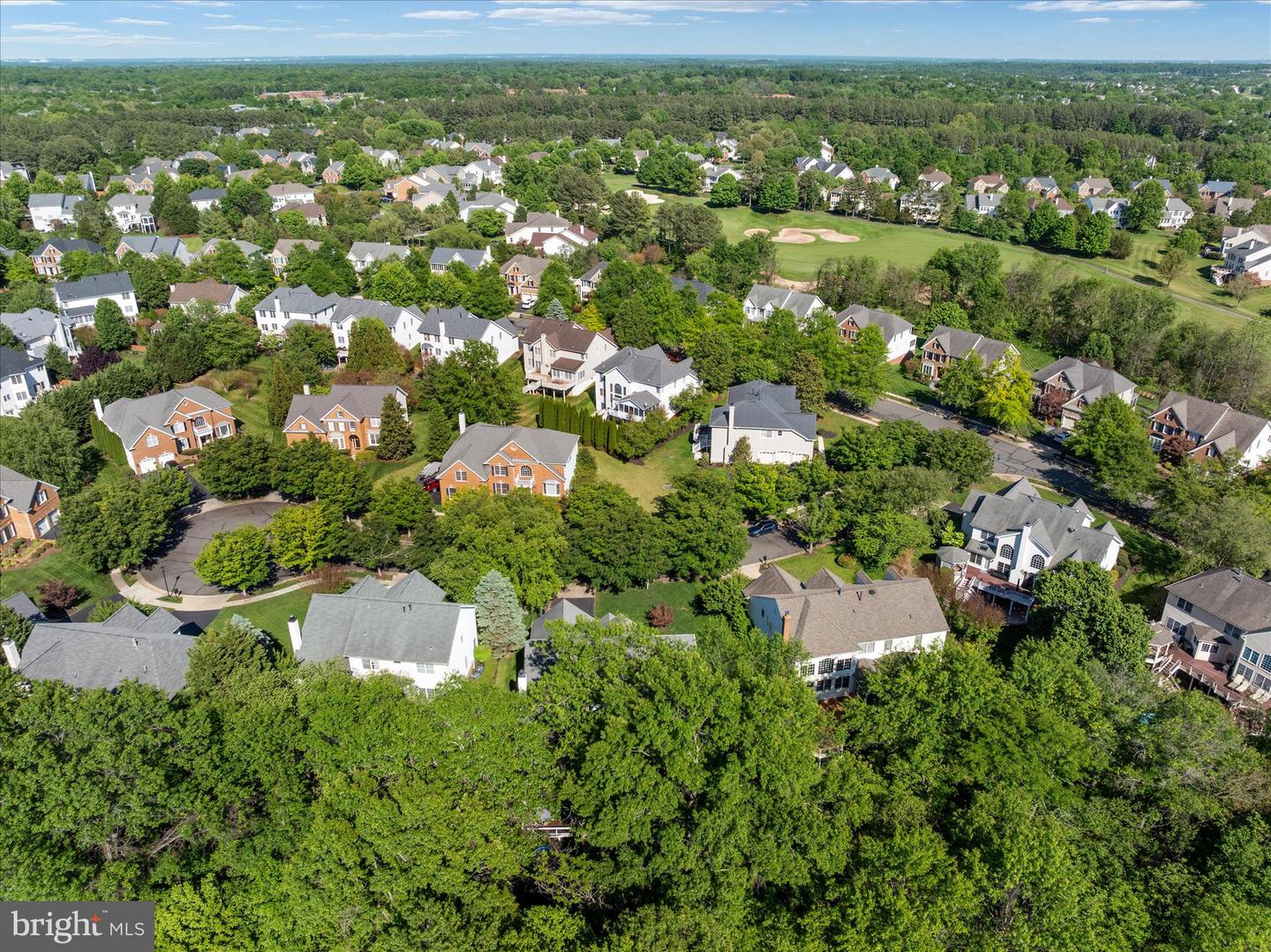 Haymarket, Virginia, 20169, United States, 5 Bedrooms Bedrooms, ,5 BathroomsBathrooms,Residential,Pending,2045778