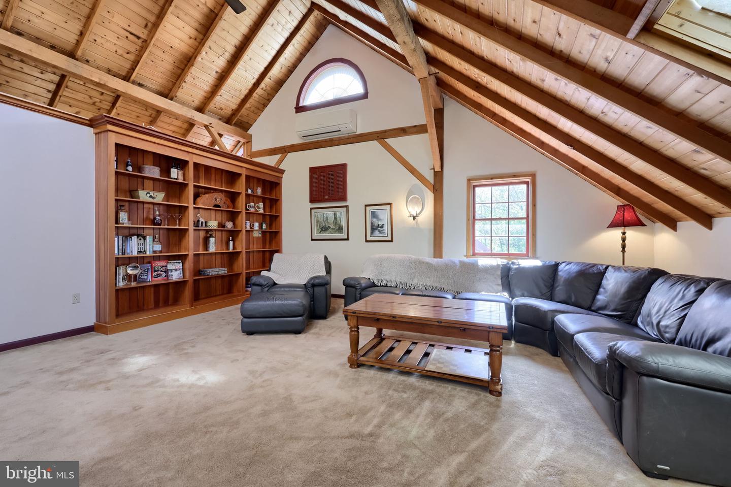 Reading, Pennsylvania, 19606, United States, 5 Bedrooms Bedrooms, ,4 BathroomsBathrooms,Residential,Active,2045028