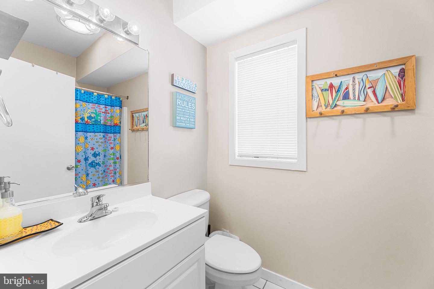 Fenwick Island, Delaware, 19944, United States, 6 Bedrooms Bedrooms, ,6 BathroomsBathrooms,Residential,Active,1973374