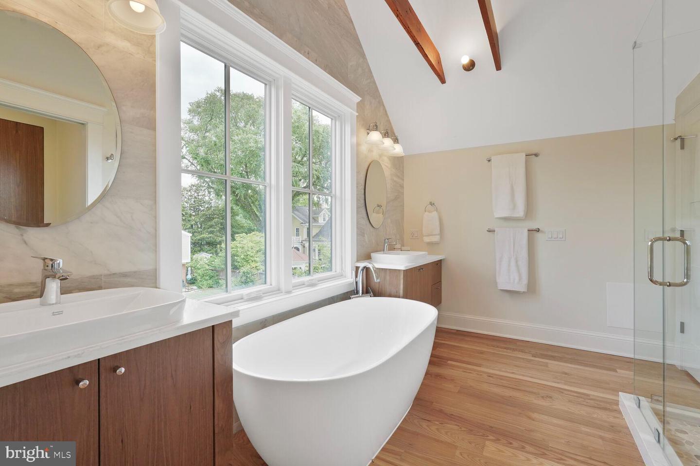 Alexandria, Virginia, 22301, United States, 6 Bedrooms Bedrooms, ,6 BathroomsBathrooms,Residential,Active,1825083