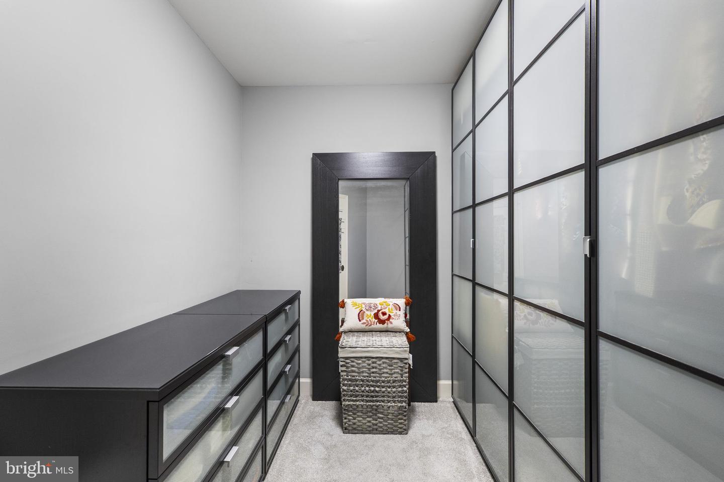 Poolesville, Maryland, 20837, United States, 4 Bedrooms Bedrooms, ,5 BathroomsBathrooms,Residential,Active,2052019