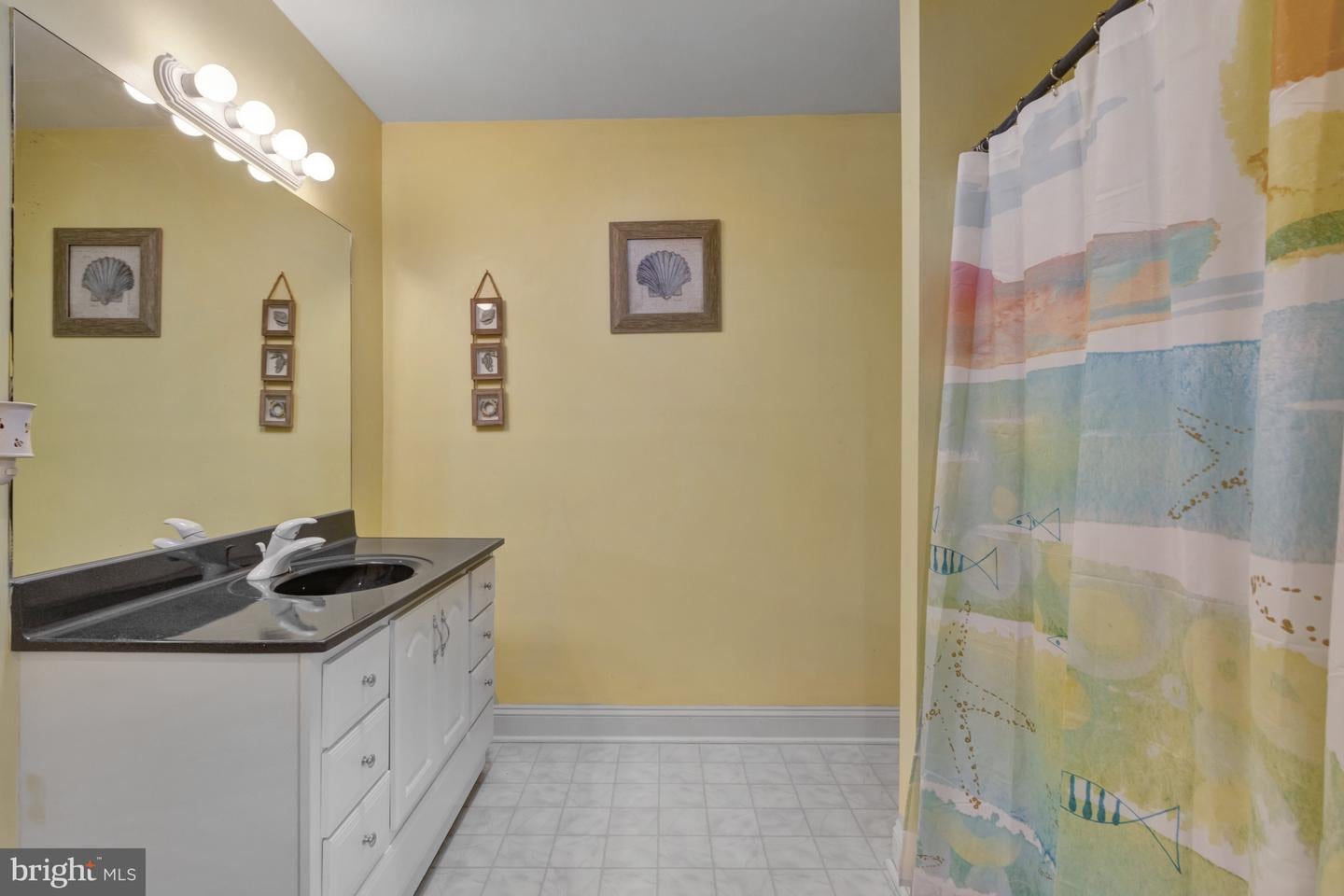 Milton, Delaware, 19968, United States, 4 Bedrooms Bedrooms, ,5 BathroomsBathrooms,Residential,Active,1941147