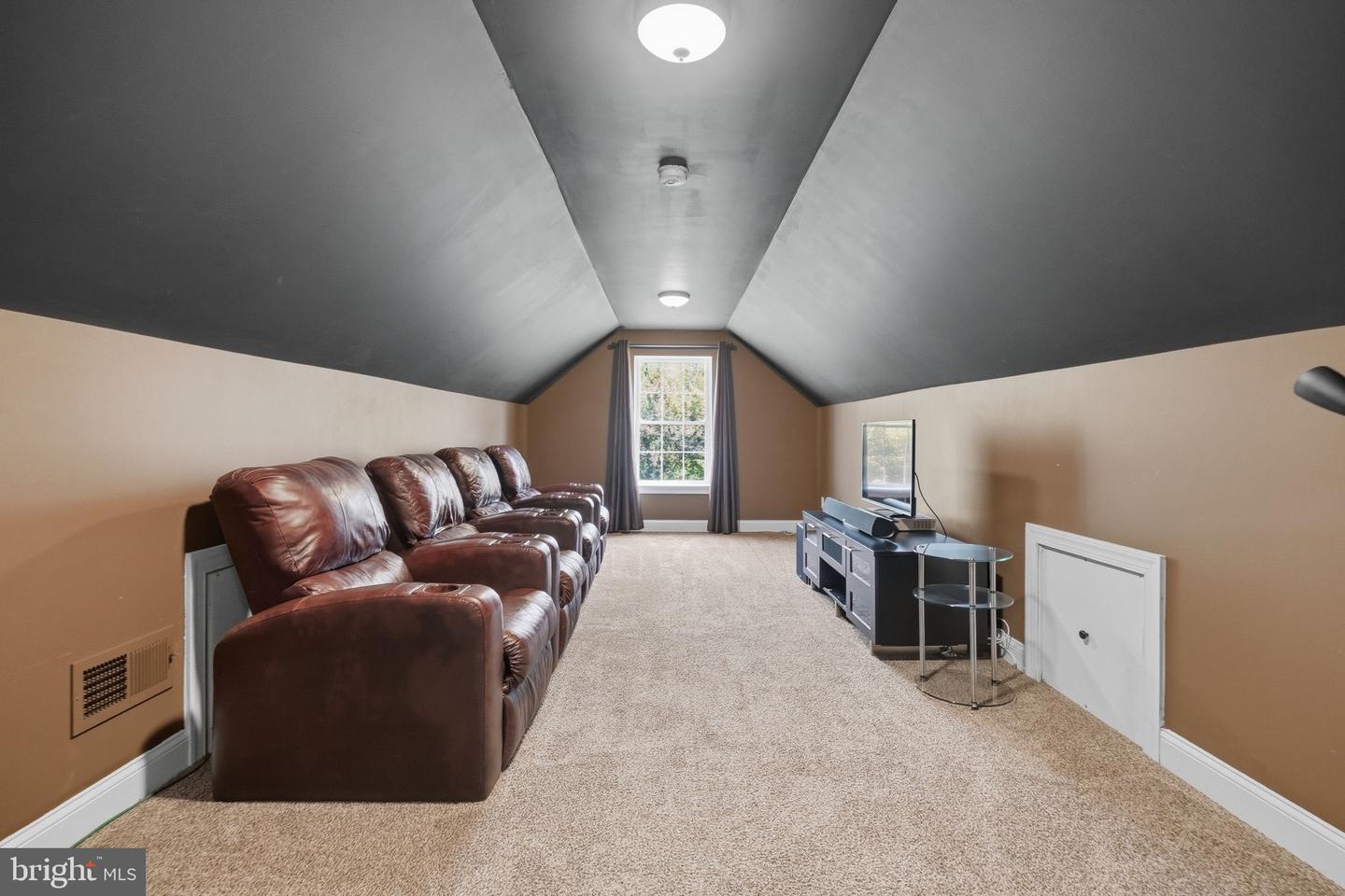 Garnet Valley, Pennsylvania, 19060, United States, 5 Bedrooms Bedrooms, ,6 BathroomsBathrooms,Residential,Active,2052097