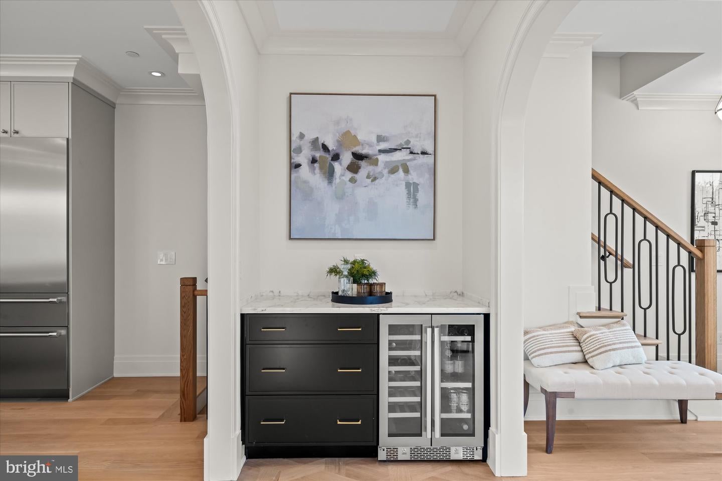 Alexandria, Virginia, 22314, United States, 4 Bedrooms Bedrooms, ,5 BathroomsBathrooms,Residential,Contingent,2011194