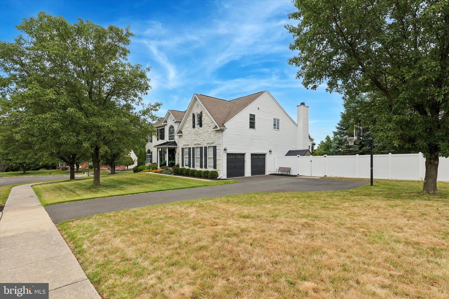 Warrington, Pennsylvania, 18976, United States, 4 Bedrooms Bedrooms, ,3 BathroomsBathrooms,Residential,Active,1920279