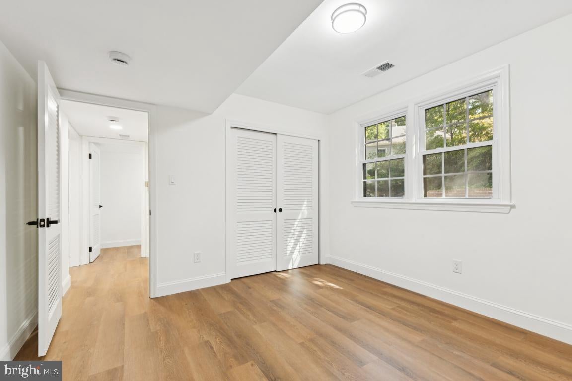 Arlington, Virginia, 22207, United States, 4 Bedrooms Bedrooms, ,3 BathroomsBathrooms,Residential,Active,1934775