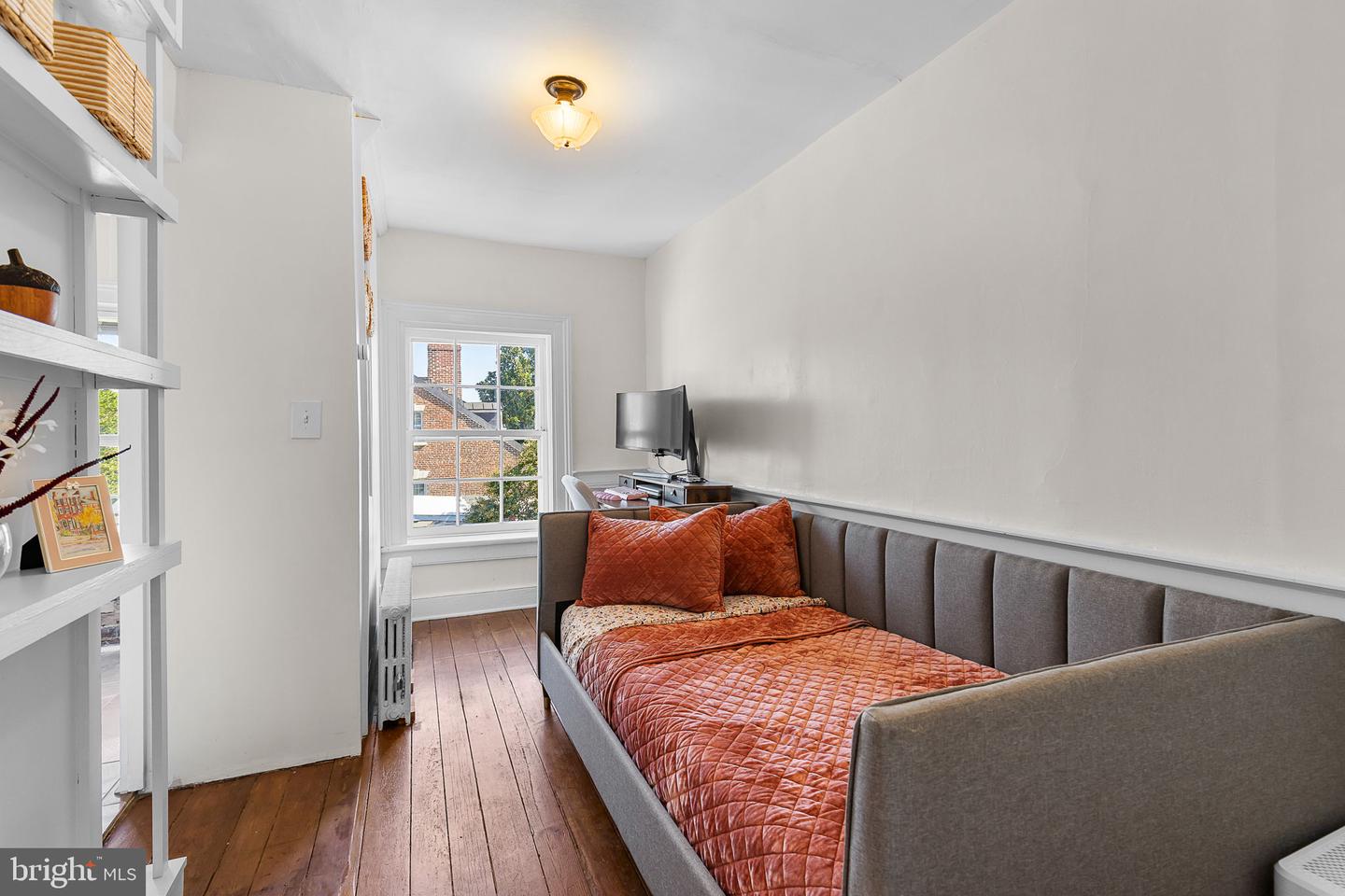 Alexandria, Virginia, 22314, United States, 3 Bedrooms Bedrooms, ,3 BathroomsBathrooms,Residential,Active,1927676