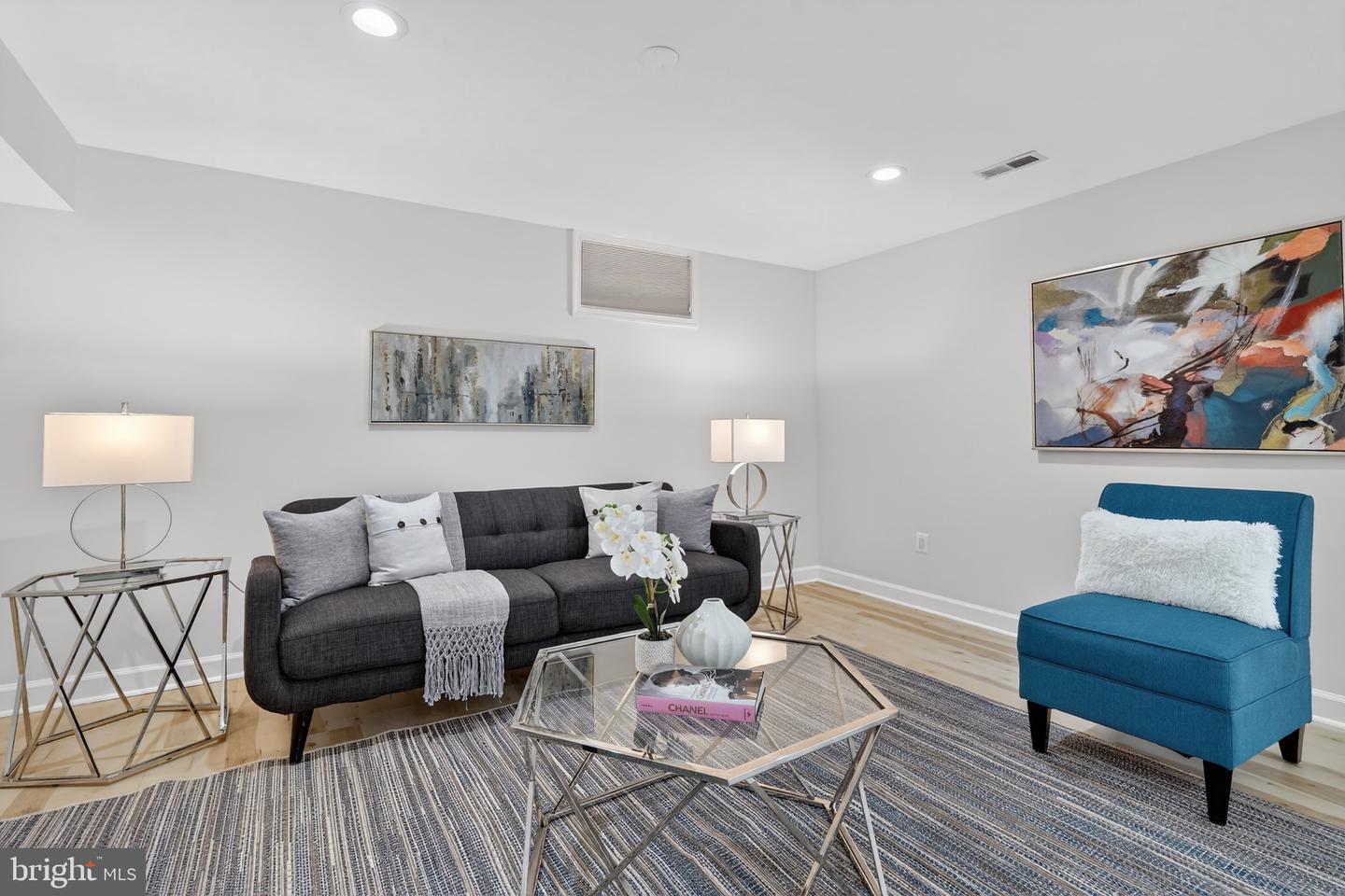 North Potomac, Maryland, 20878, United States, 4 Bedrooms Bedrooms, ,4 BathroomsBathrooms,Residential,Active,2044133