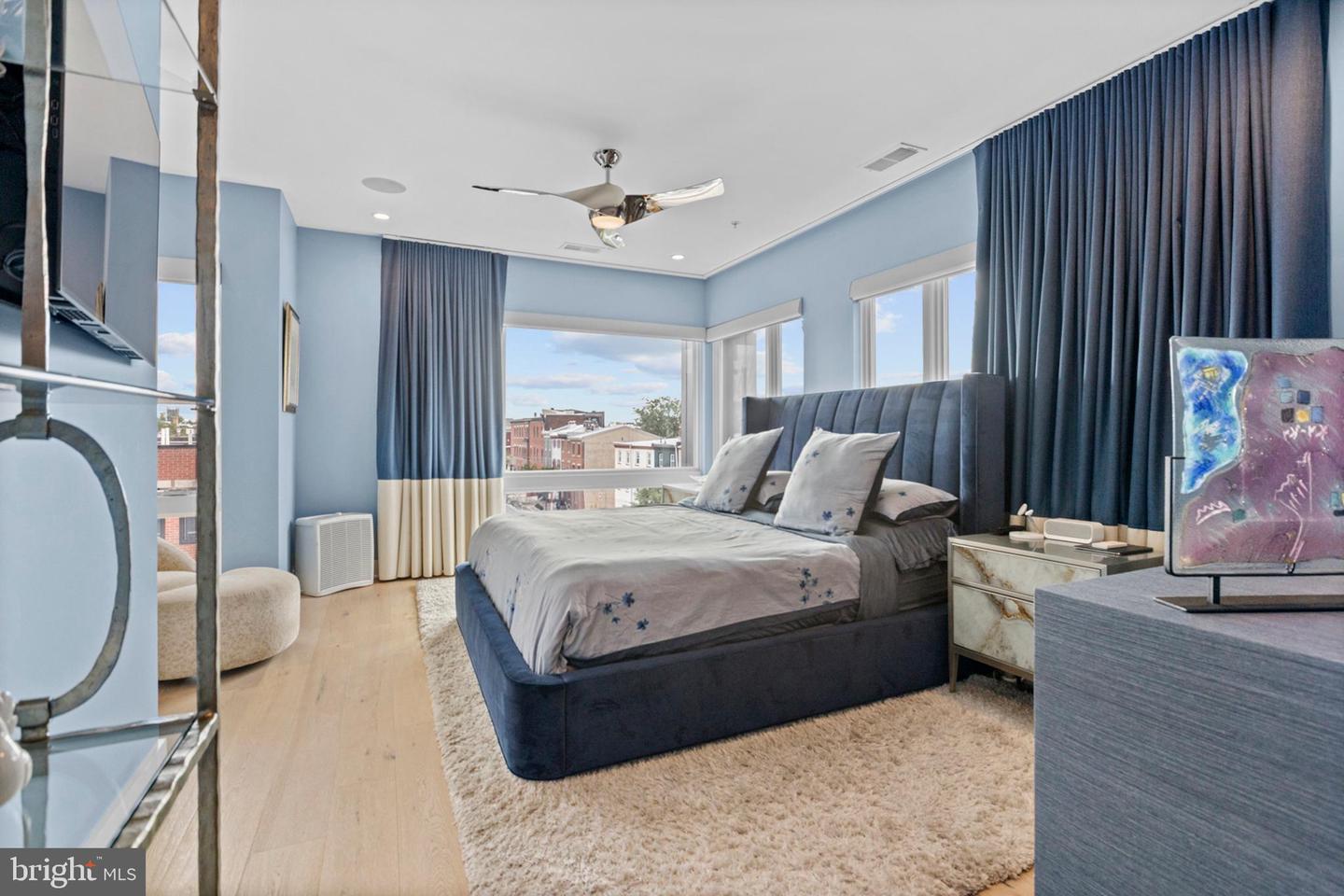 Philadelphia, Pennsylvania, 19146, United States, ,6 BathroomsBathrooms,Residential,Active,1862906