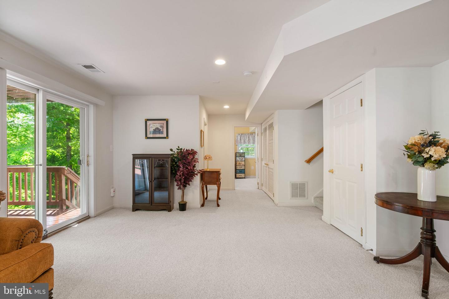 Springfield, Virginia, 22153, United States, 6 Bedrooms Bedrooms, ,6 BathroomsBathrooms,Residential,Active,2044593
