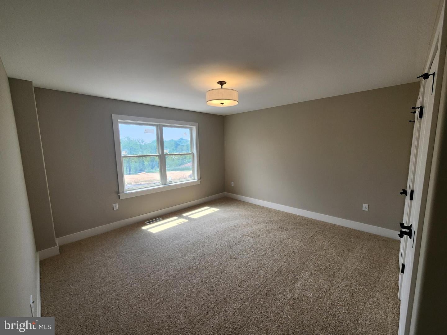 Lewisberry, Pennsylvania, 17339, United States, 4 Bedrooms Bedrooms, ,4 BathroomsBathrooms,Residential,Active,2035122