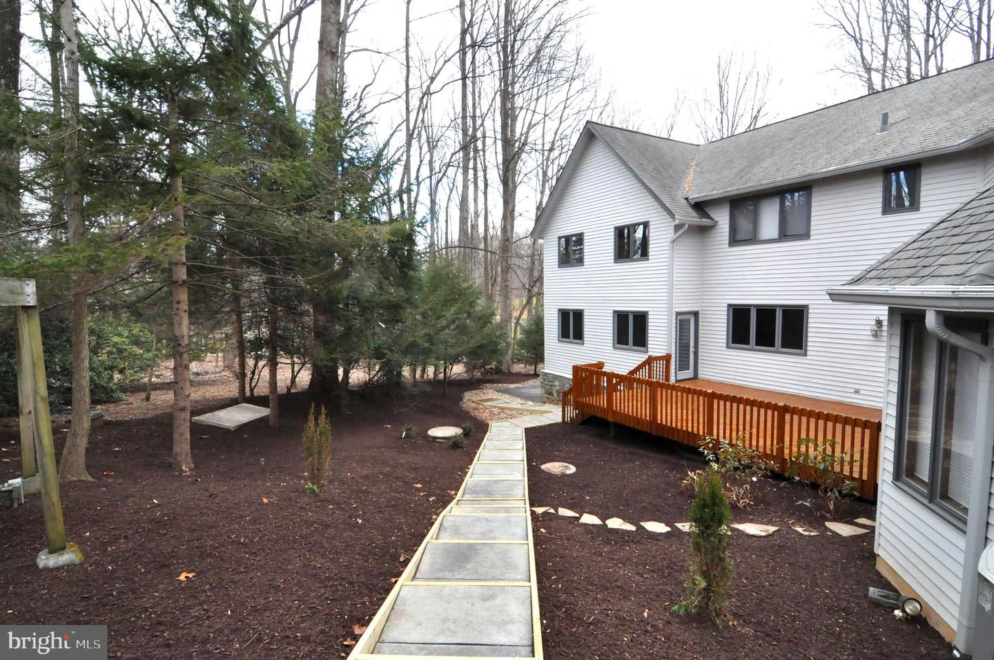 Great Falls, Virginia, 22066, United States, 4 Bedrooms Bedrooms, ,4 BathroomsBathrooms,Residential,Active,1936627