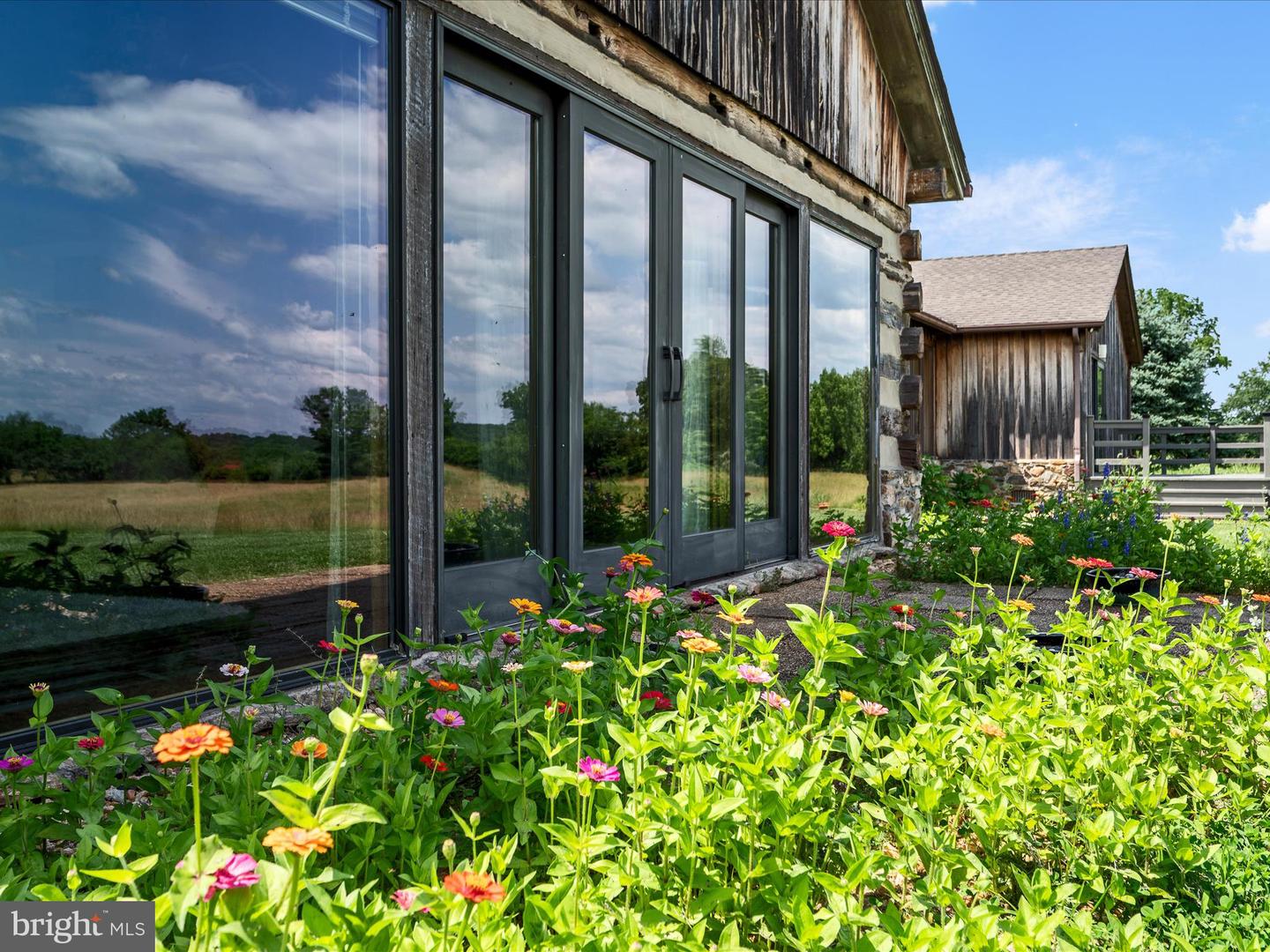 Berryville, Virginia, 22611, United States, 4 Bedrooms Bedrooms, ,3 BathroomsBathrooms,Residential,Active,1884871