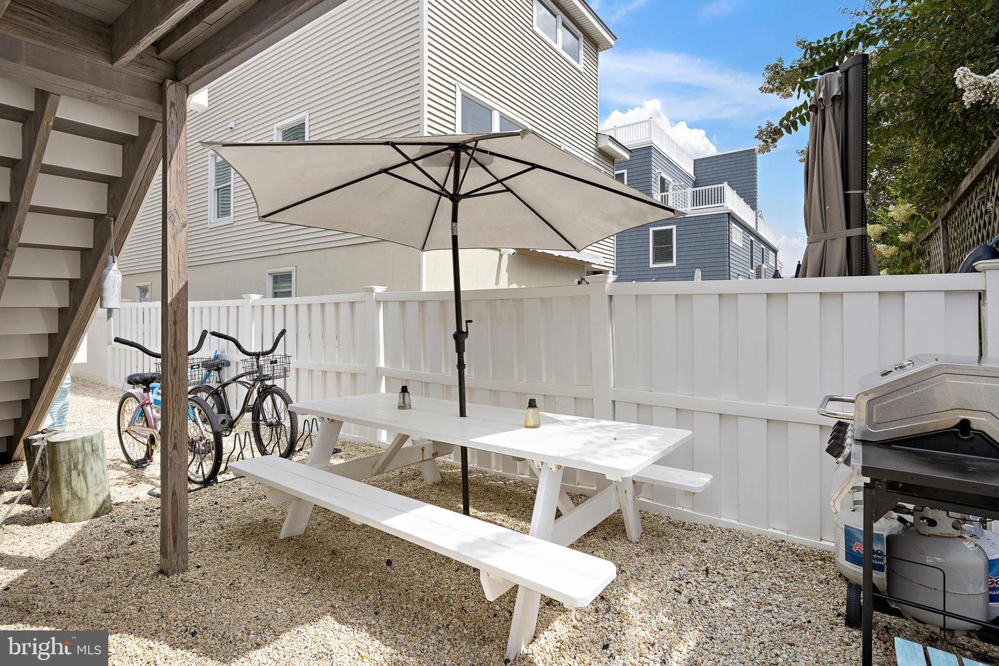 Beach Haven, New Jersey, 08008, United States, 5 Bedrooms Bedrooms, ,4 BathroomsBathrooms,Residential,Active,1941132