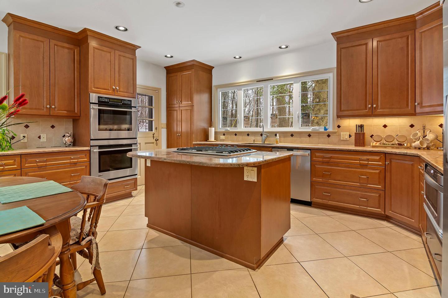 Owings Mills, Maryland, 21117, United States, 5 Bedrooms Bedrooms, ,4 BathroomsBathrooms,Residential,Active,1971806