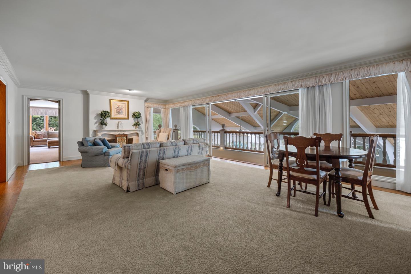 Hammonton, New Jersey, 08037, United States, 5 Bedrooms Bedrooms, ,6 BathroomsBathrooms,Residential,Active,1954441