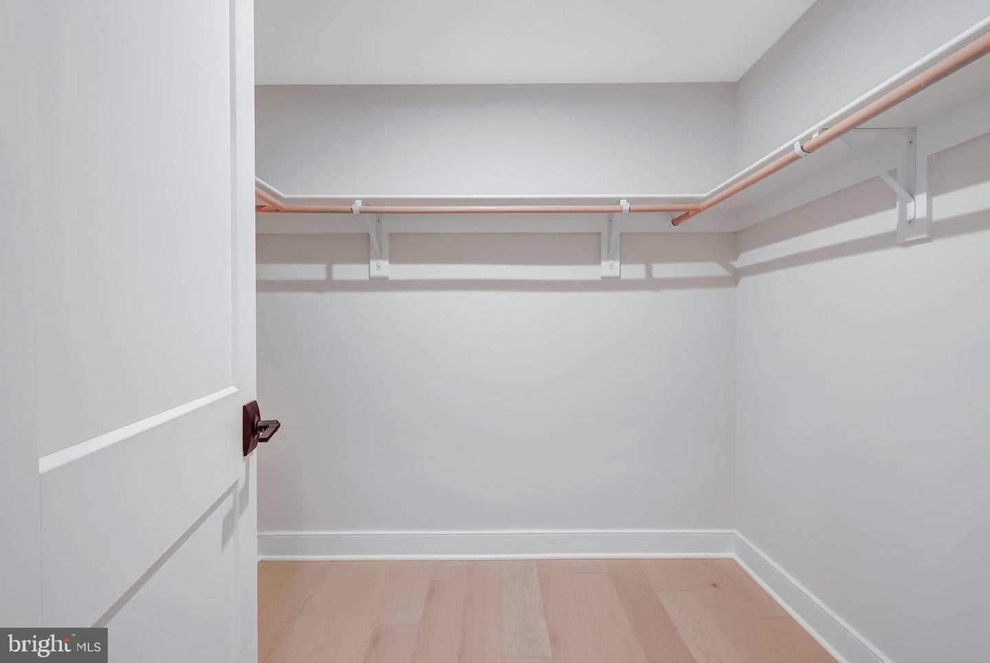 Arlington, Virginia, 22207, United States, ,Residential,Pending,1702157