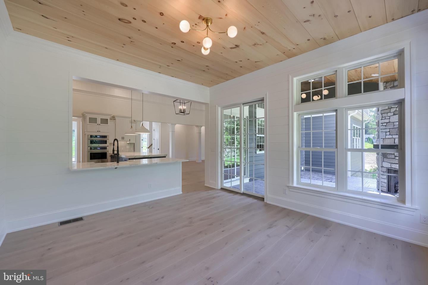 Lititz, Pennsylvania, 17543, United States, 4 Bedrooms Bedrooms, ,5 BathroomsBathrooms,Residential,Active,1913049