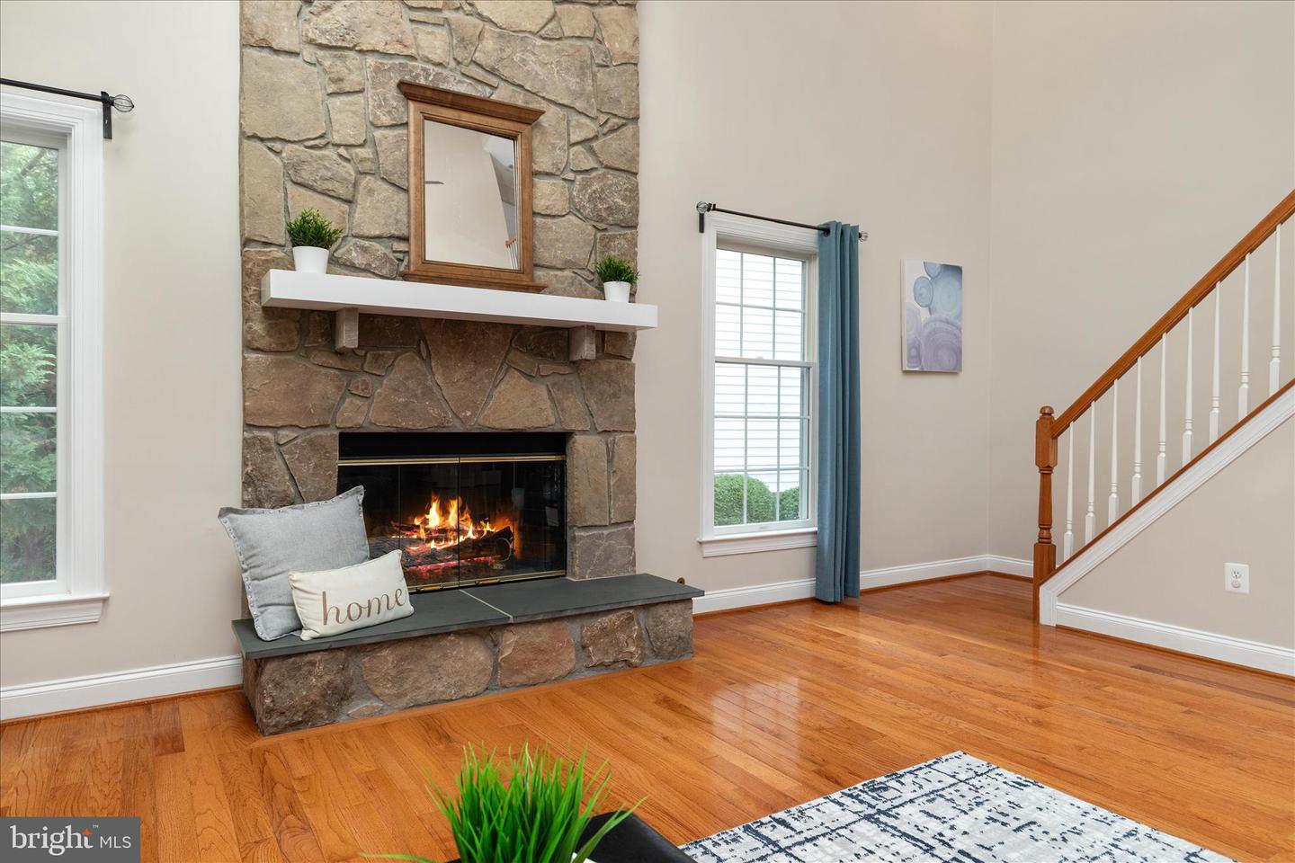 Haymarket, Virginia, 20169, United States, 5 Bedrooms Bedrooms, ,5 BathroomsBathrooms,Residential,Pending,2045778