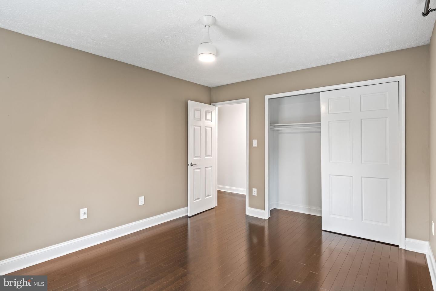 Reston, Virginia, 20191, United States, 3 Bedrooms Bedrooms, ,3 BathroomsBathrooms,Residential,Active,2044995