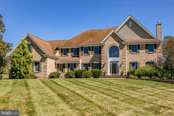 22 HUNTERS RIDGE DR, PENNINGTON, NJ 08534 - Image 1