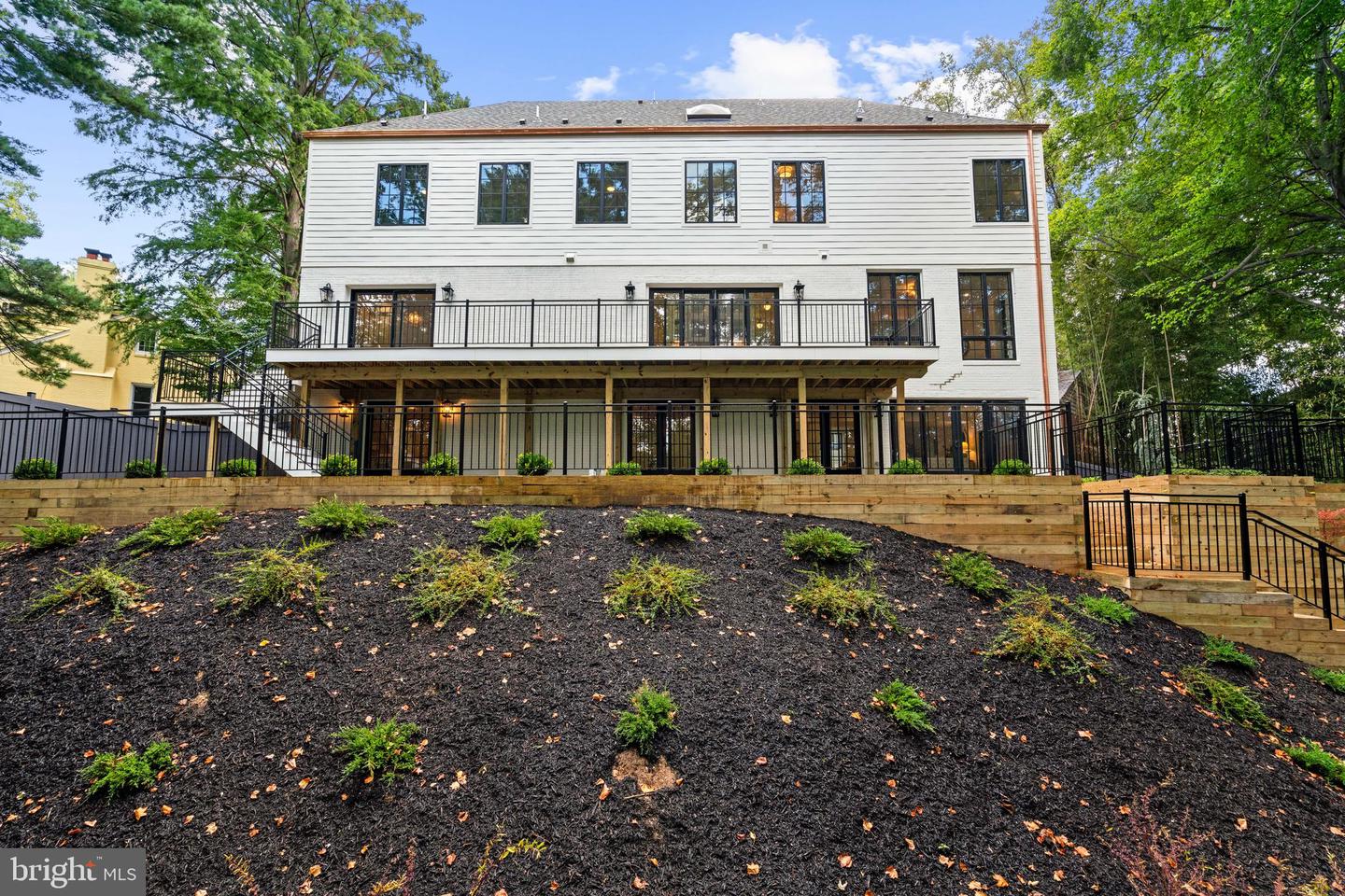 Washington, District Of Columbia, 20016, United States, 6 Bedrooms Bedrooms, ,8 BathroomsBathrooms,Residential,Active,1934802