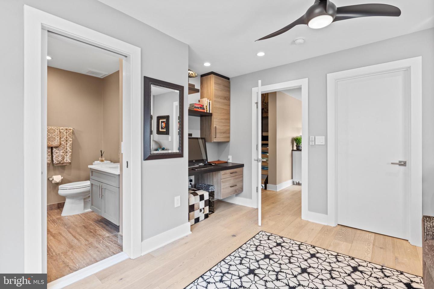 Philadelphia, Pennsylvania, 19146, United States, ,6 BathroomsBathrooms,Residential,Active,1862906