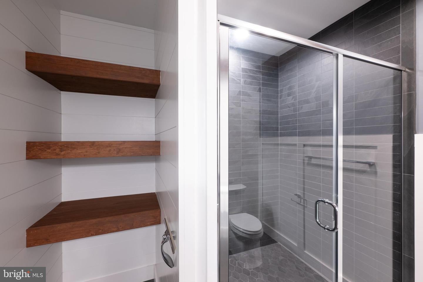 Kutztown, Pennsylvania, 19530, United States, 6 Bedrooms Bedrooms, ,5 BathroomsBathrooms,Residential,Active,1968418