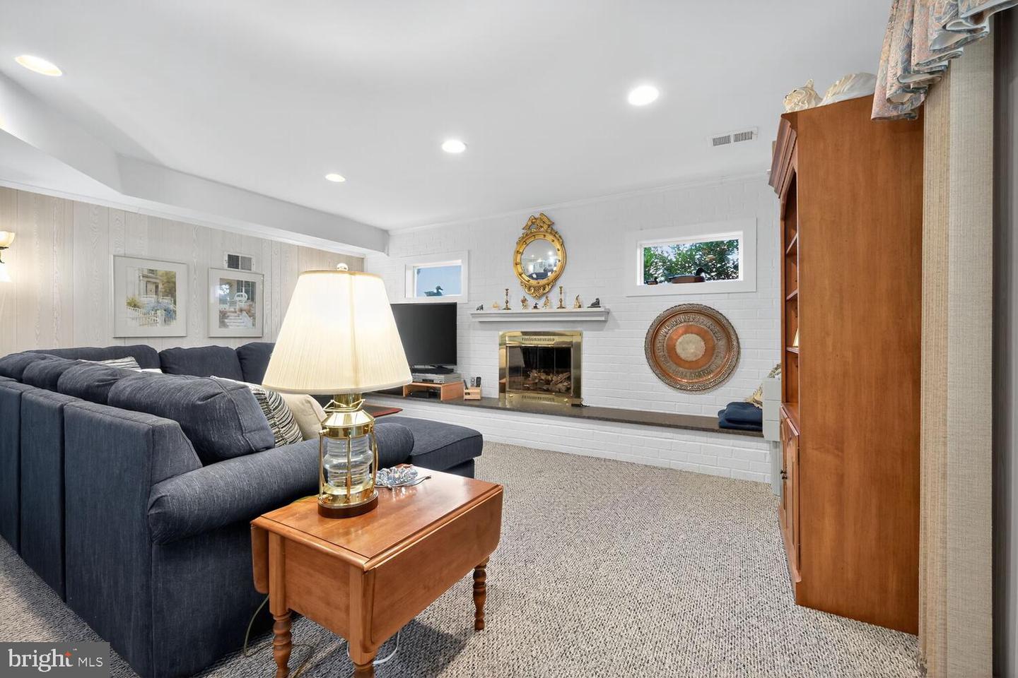 Potomac, Maryland, 20854, United States, 5 Bedrooms Bedrooms, ,4 BathroomsBathrooms,Residential,Active,1988709