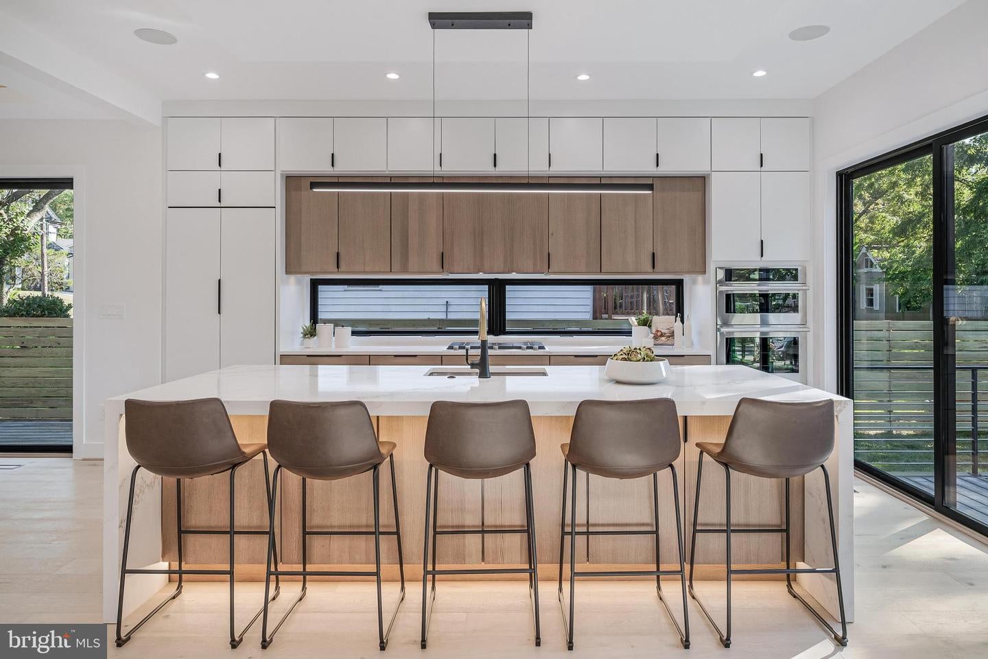 Falls Church, Virginia, 22042, United States, 6 Bedrooms Bedrooms, ,6 BathroomsBathrooms,Residential,Active,1989772