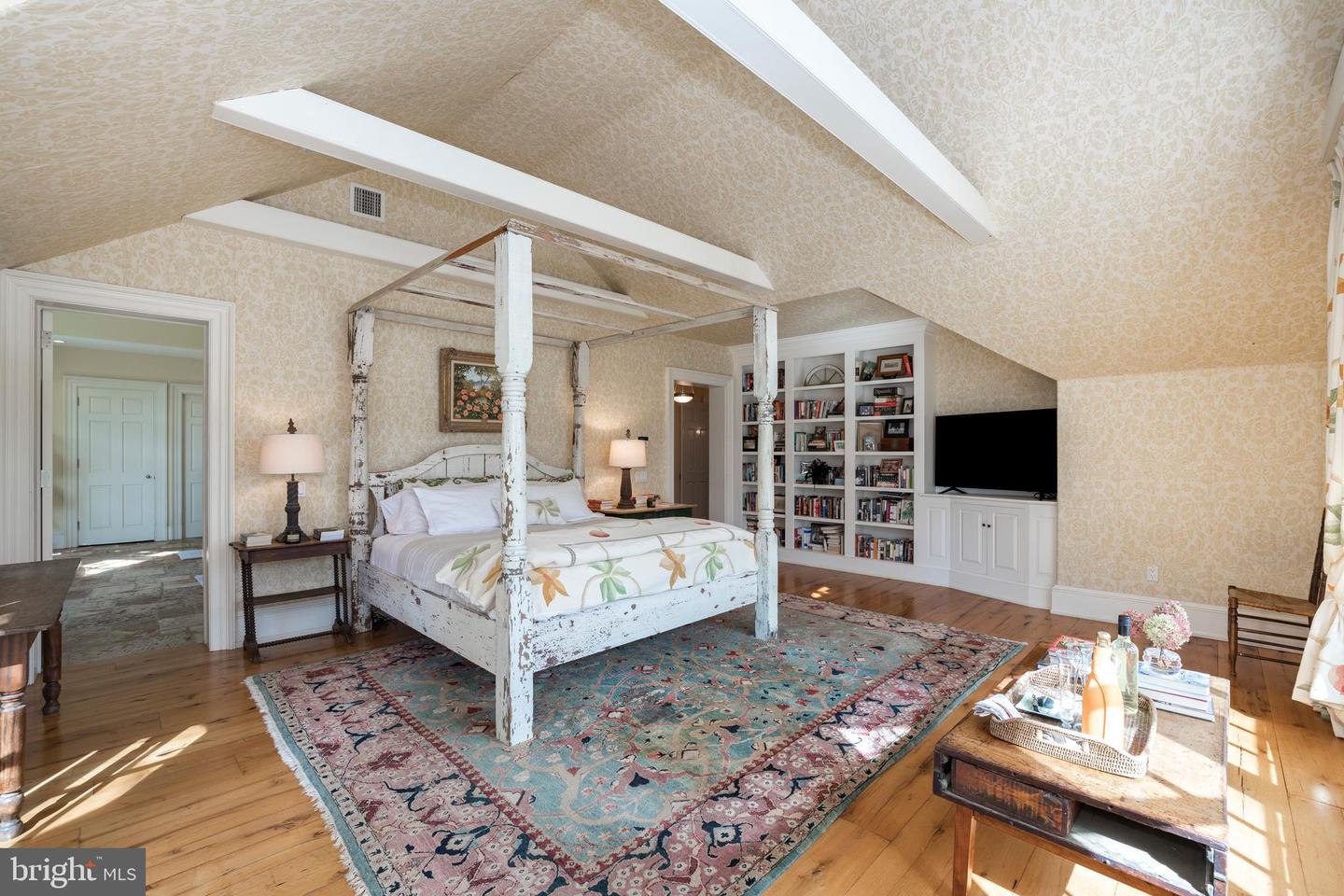 Kennett Square, Pennsylvania, 19348, United States, ,9 BathroomsBathrooms,Residential,Active,1704224