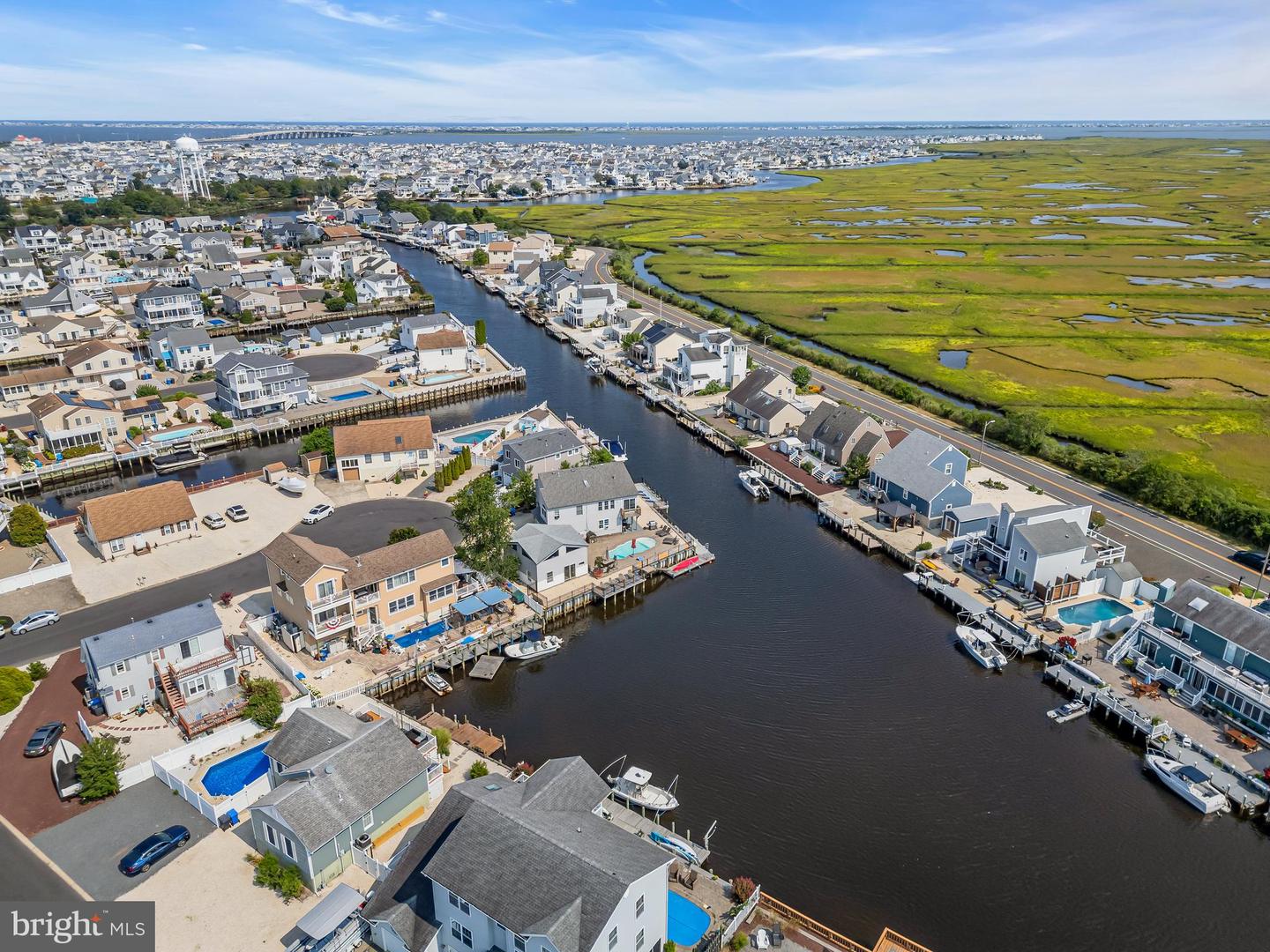Manahawkin, New Jersey, 08050, United States, 4 Bedrooms Bedrooms, ,2 BathroomsBathrooms,Residential,Active,1919073