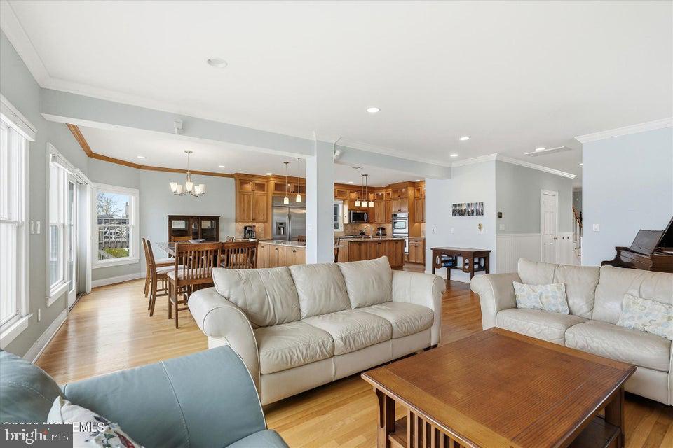 Point Pleasant Beach, New Jersey, 08742, United States, 5 Bedrooms Bedrooms, ,4 BathroomsBathrooms,Residential,Active,2043129