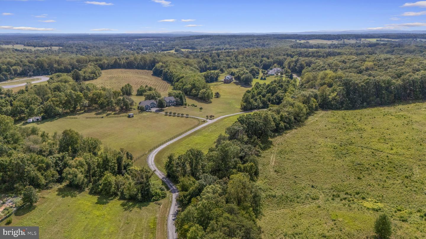 Boyds, Maryland, 20841, United States, 4 Bedrooms Bedrooms, ,4 BathroomsBathrooms,Residential,Active,1936102