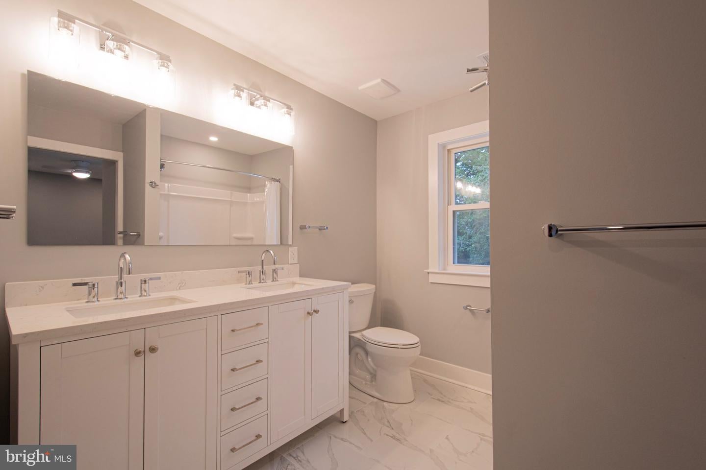 Paoli, Pennsylvania, 19301, United States, 4 Bedrooms Bedrooms, ,4 BathroomsBathrooms,Residential,Active,1953393