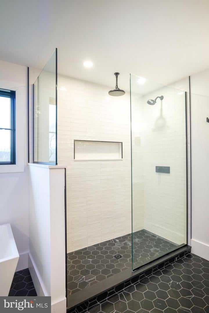 State College, Pennsylvania, 16801, United States, 5 Bedrooms Bedrooms, ,5 BathroomsBathrooms,Residential,Active,2010175