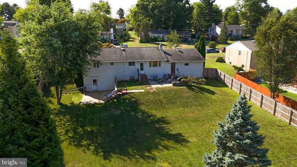 15 ASHWOOD LN, AUDUBON, PA 19403, photo 2 of 59