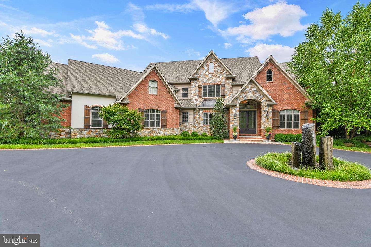 Mohnton, Pennsylvania, 19540, United States, 8 Bedrooms Bedrooms, ,8 BathroomsBathrooms,Residential,Active,1900217