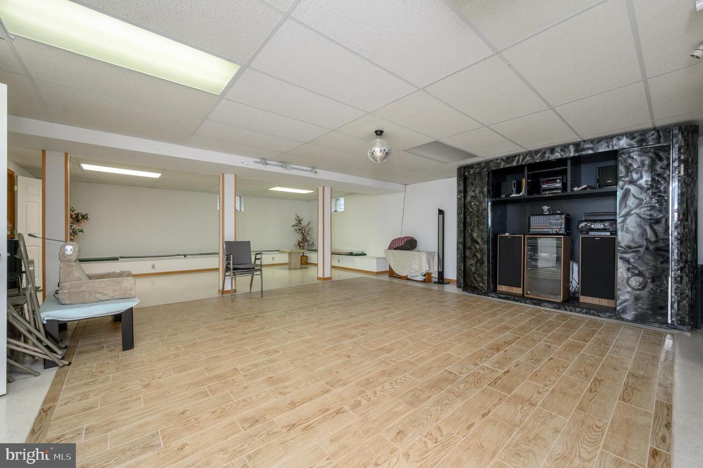 Monmouth Junction, New Jersey, 08852, United States, 5 Bedrooms Bedrooms, ,5 BathroomsBathrooms,Residential,Active,1987239