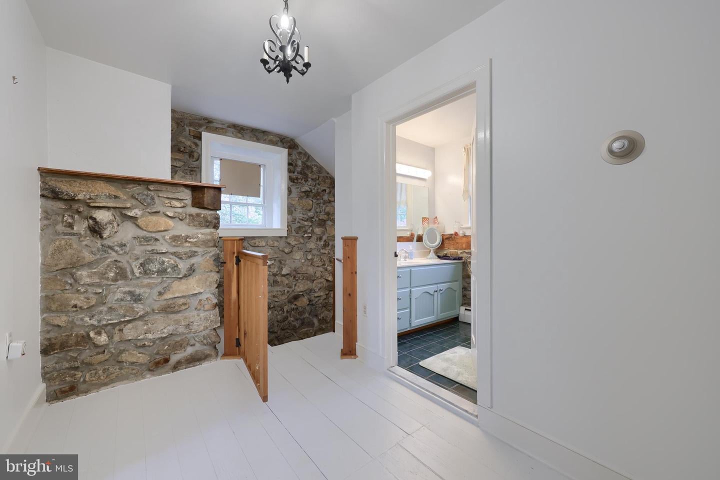 Reading, Pennsylvania, 19606, United States, 5 Bedrooms Bedrooms, ,4 BathroomsBathrooms,Residential,Active,2045028