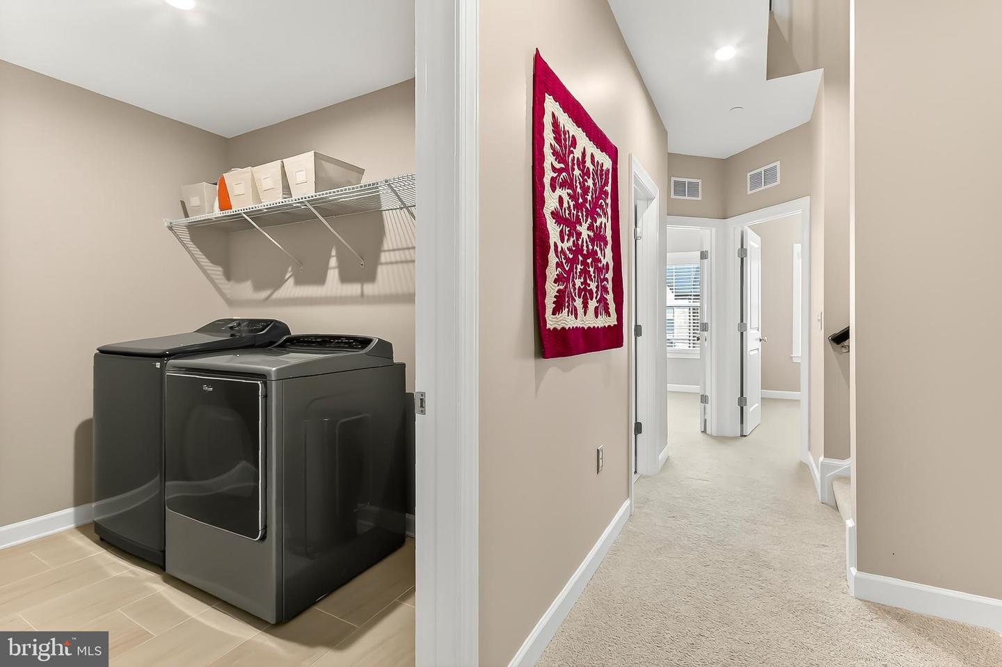 Fairfax, Virginia, 22033, United States, 4 Bedrooms Bedrooms, ,5 BathroomsBathrooms,Residential,Active,1992238