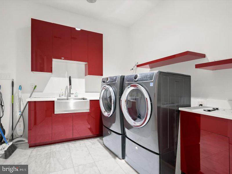 Potomac, Maryland, 20854, United States, 6 Bedrooms Bedrooms, ,7 BathroomsBathrooms,Residential,Active,1927645