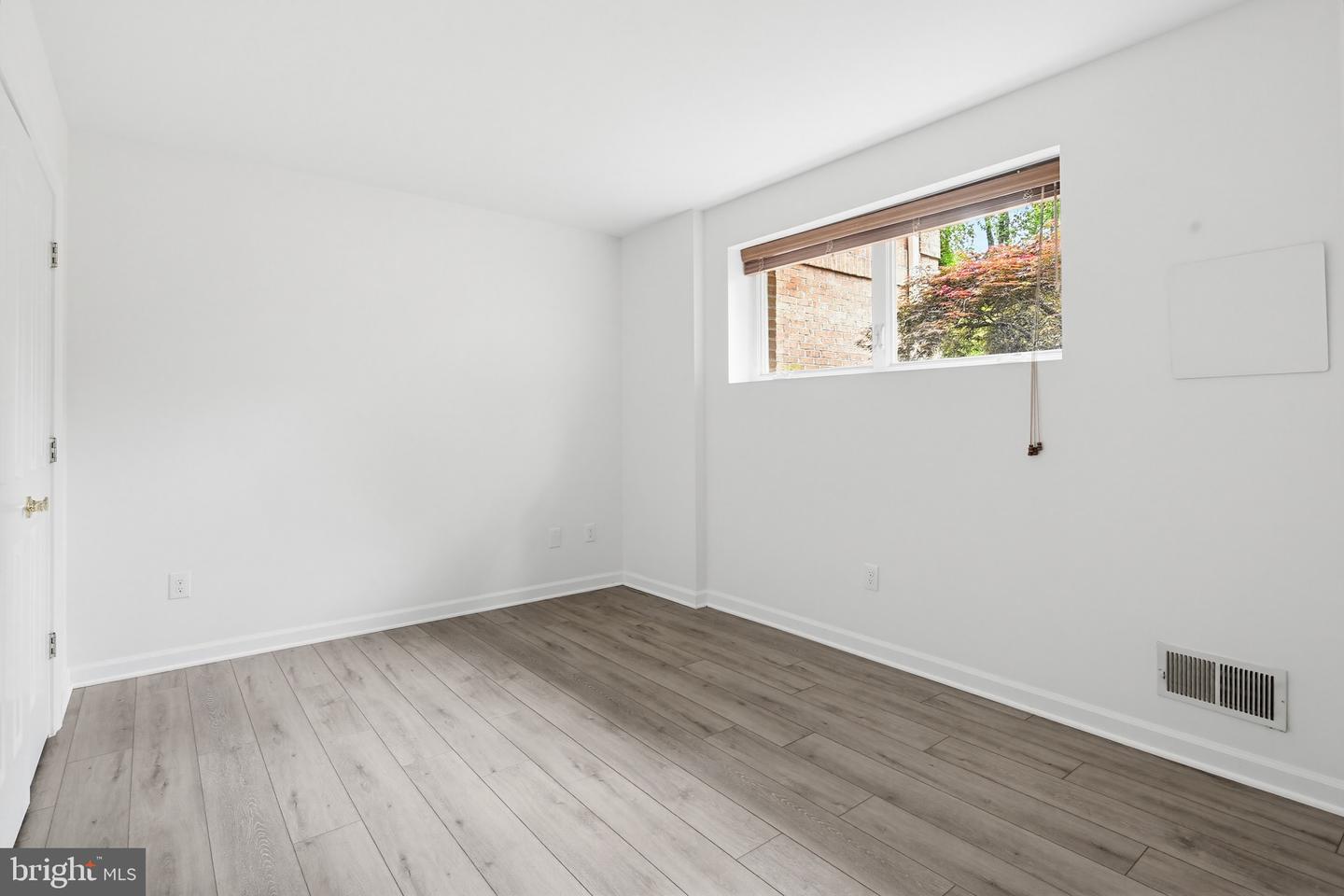 Ellicott City, Maryland, 21042, United States, 5 Bedrooms Bedrooms, ,5 BathroomsBathrooms,Residential,Active,2043423