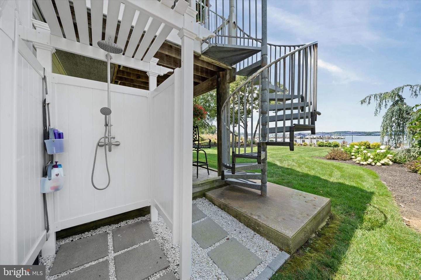 Chesapeake City, Maryland, 21915, United States, 3 Bedrooms Bedrooms, ,4 BathroomsBathrooms,Residential,Active,1914604