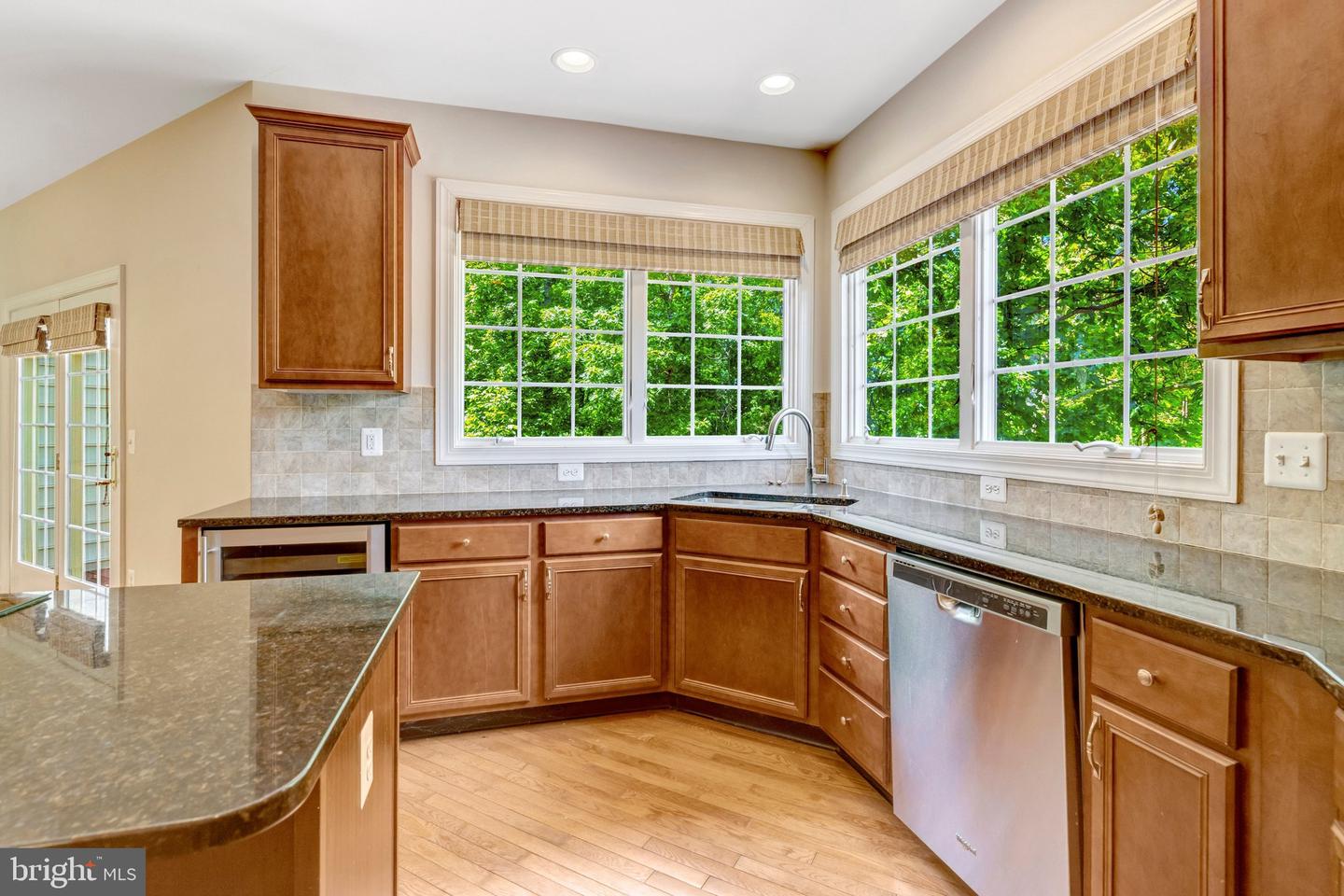 Haymarket, Virginia, 20169, United States, 5 Bedrooms Bedrooms, ,5 BathroomsBathrooms,Residential,Pending,2031766