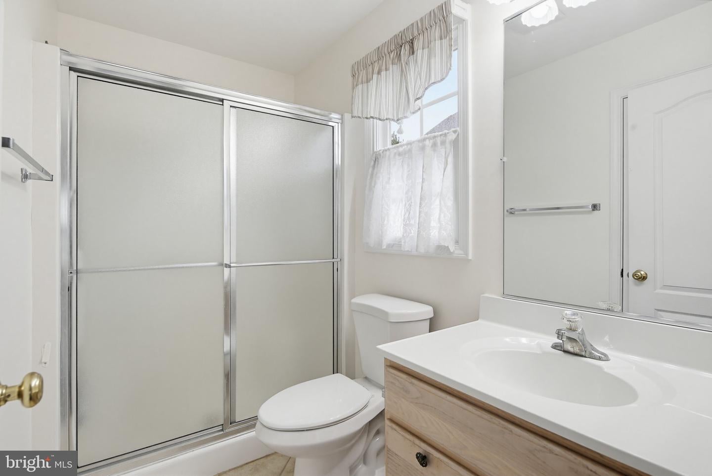 Edgewater, Maryland, 21037, United States, 3 Bedrooms Bedrooms, ,3 BathroomsBathrooms,Residential,Active,2028218