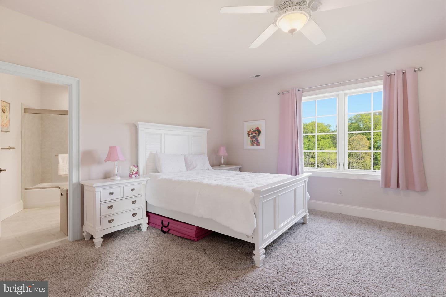 Perched at the pinnacle of an exclusive Upper Makefield Township encla – image 48