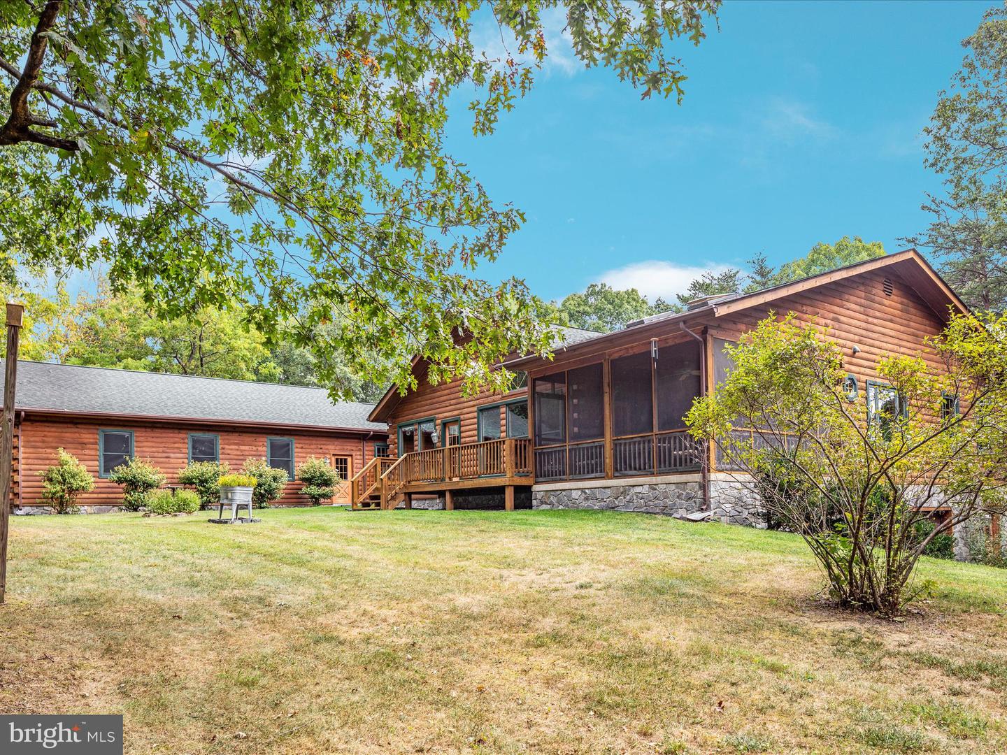 Winchester, Virginia, 22603, United States, 4 Bedrooms Bedrooms, ,4 BathroomsBathrooms,Residential,Active,1943761